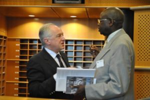 Mr Gakumba Albert ancien président d'Ibuka Mémoire & Justice, et Michel Mahmourian Avocat et ancien président du comité des arméniens de belgique (CAB)